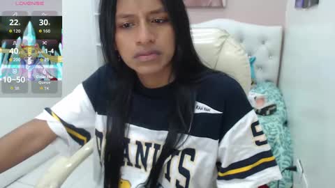 Snapshot of enyelin chatting on September 17, 2025, 12:40 pm Enyenlina online show from September 17, 2025, 12:40 pm