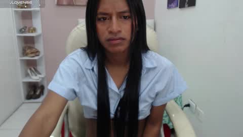 Snapshot of enyelin chatting on September 25, 2025, 12:20 pm Enyenlina online show from September 25, 2025, 12:20 pm