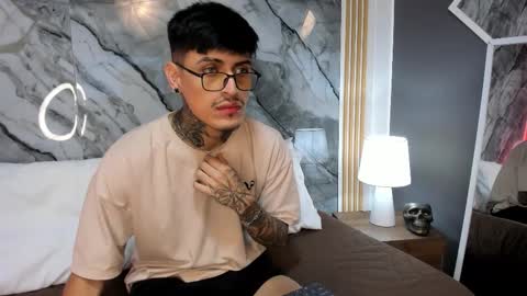 Snapshot of enzorodriguezz chatting on October 22, 2025, 12:27 pm Enzo Rodriguez online show from October 22, 2025, 12:27 pm