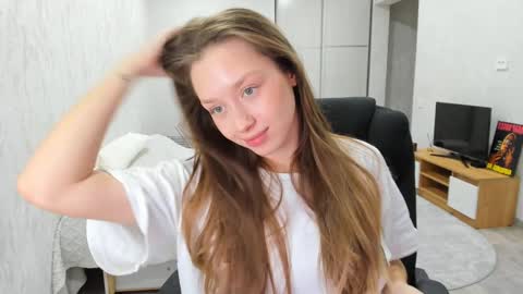 Renata online show from January 17, 2025, 3:11 pm