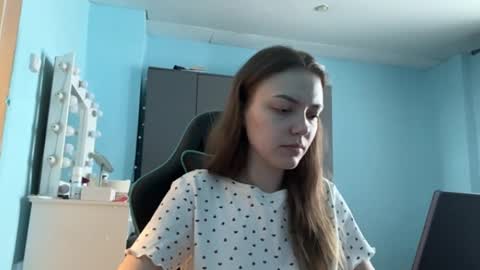 Lily online show from February 26, 2026, 12:09 am