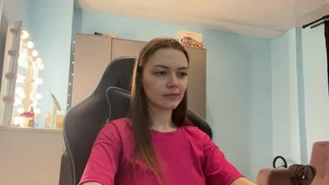 Lily online show from March 13, 2026, 1:12 am