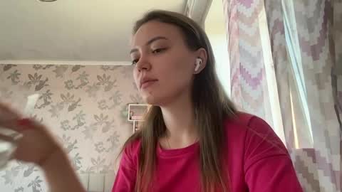 Lily online show from May 7, 2026, 11:10 pm