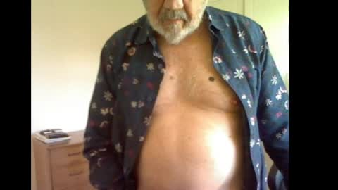 erasmus_d online show from May 11, 2026, 5:43 pm