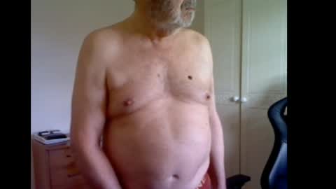 Snapshot of erasmus_d chatting on June 2, 2026, 5:37 pm erasmus_d online show from June 2, 2026, 5:37 pm