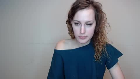 Erdbeeren mit Sahne online show from December 10, 2024, 5:00 pm