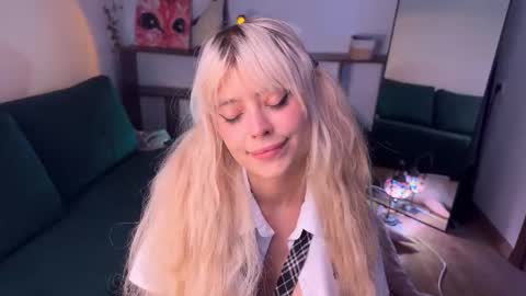 Alissa online show from October 12, 2025, 11:42 am