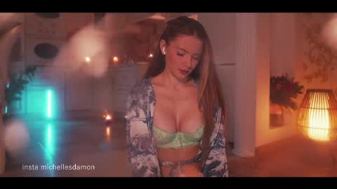 Snapshot of erelima chatting on March 18, 2026, 1:42 am Ana Marie online show from March 18, 2026, 1:42 am