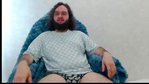 Snapshot of eren_jaeger2000 chatting on June 10, 2026, 2:56 am Eren online show from June 10, 2026, 2:56 am