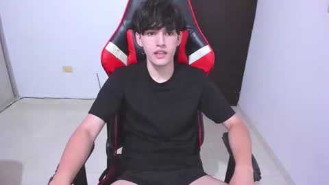 Snapshot of eren_tatakae chatting on March 10, 2026, 1:54 am eren_tatakae online show from March 10, 2026, 1:54 am