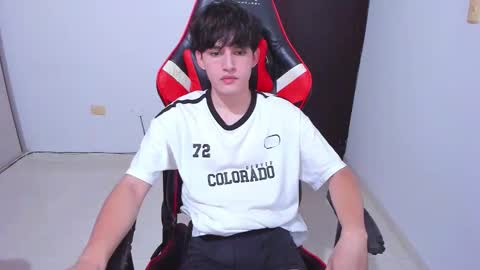 Snapshot of eren_tatakae chatting on March 17, 2026, 8:56 pm eren_tatakae online show from March 17, 2026, 8:56 pm