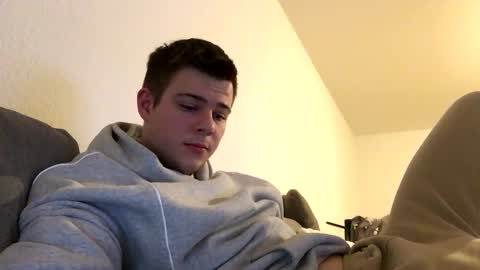 Snapshot of eric123754216 chatting on November 8, 2025, 7:12 pm eric123754216 online show from November 8, 2025, 7:12 pm