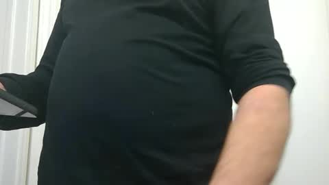 eric4698523103 online show from April 22, 2026, 4:04 am