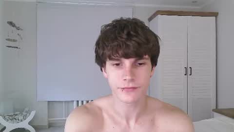 Eric Crush online show from June 11, 2026, 4:32 am