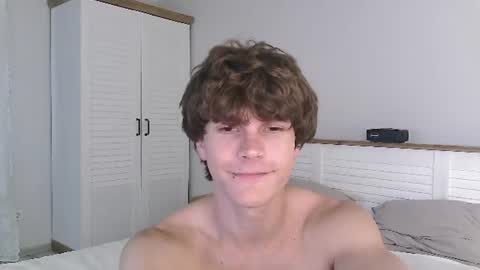 Eric Crush online show from July 9, 2026, 4:38 am