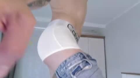 Eric Crush online show from July 24, 2026, 4:32 am
