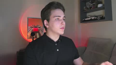 Snapshot of eric_ether chatting on November 6, 2025, 5:36 pm Eric online show from November 6, 2025, 5:36 pm