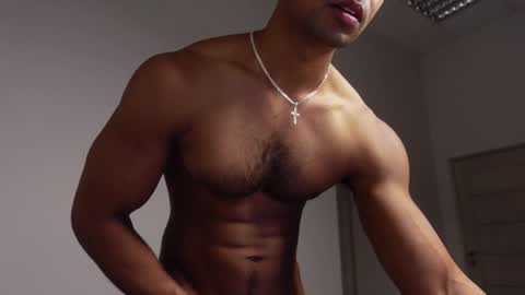 Snapshot of eric_poston chatting on January 15, 2025, 5:40 am online show from January 15, 2025, 5:40 am