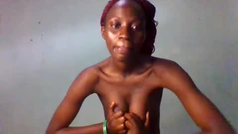 Snapshot of erica843871 chatting on October 4, 2025, 8:34 am Erica online show from October 4, 2025, 8:34 am