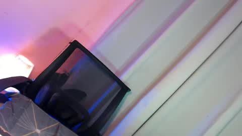 erica_walker online show from July 10, 2026, 2:08 pm