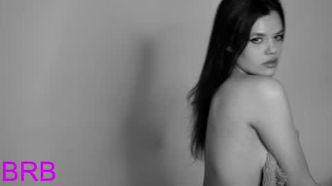 ericaevan online show from December 3, 2024, 10:28 am