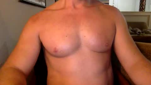 Snapshot of ericamyserso chatting on February 12, 2026, 3:34 am EricMuscle86 online show from February 12, 2026, 3:34 am