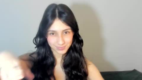 Snapshot of ericbana_ chatting on October 30, 2025, 2:35 am Dayanna online show from October 30, 2025, 2:35 am