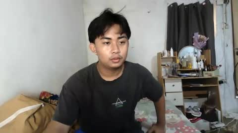 erick_cummer30 online show from June 22, 2026, 5:59 am