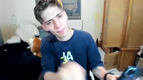erick_de_rossee online show from June 5, 2026, 7:30 pm