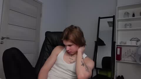 Snapshot of erick_grant chatting on December 19, 2024, 9:18 am ERICK GRANT online show from December 19, 2024, 9:18 am