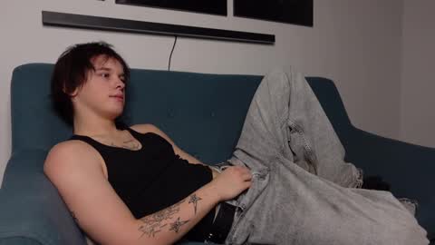 Snapshot of erick_grant chatting on January 24, 2025, 11:45 pm ERICK GRANT online show from January 24, 2025, 11:45 pm