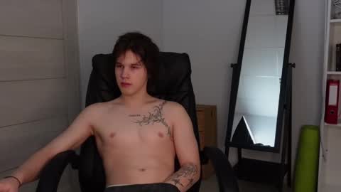Snapshot of erick_grant chatting on February 9, 2025, 10:11 pm ERICK GRANT online show from February 9, 2025, 10:11 pm