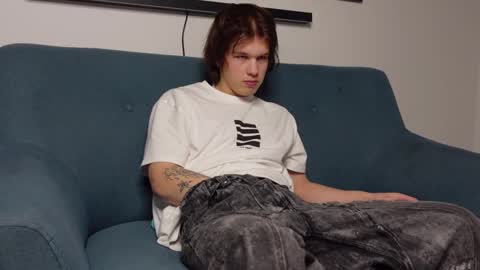 Snapshot of erick_grant chatting on February 27, 2025, 11:26 pm ERICK GRANT online show from February 27, 2025, 11:26 pm