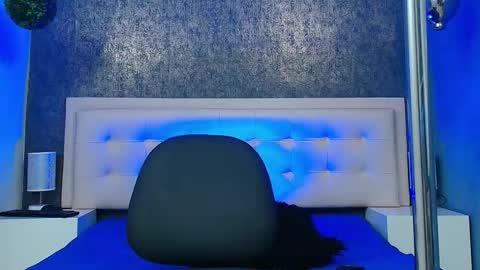   online show from April 25, 2026, 12:52 pm