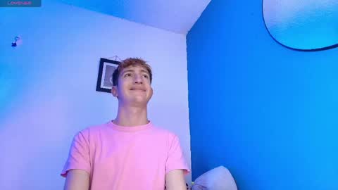 Snapshot of erik_golden_ chatting on May 14, 2026, 8:37 pm I am Erik online show from May 14, 2026, 8:37 pm