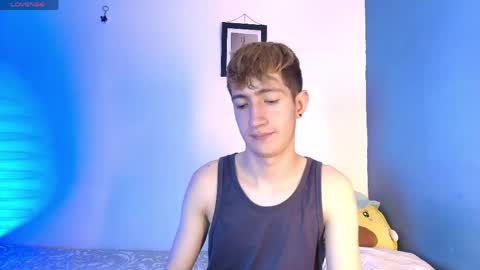 Snapshot of erik_golden_ chatting on May 18, 2026, 8:14 pm I am Erik online show from May 18, 2026, 8:14 pm