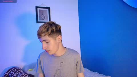 Snapshot of erik_golden_ chatting on May 31, 2026, 8:54 pm I am Erik online show from May 31, 2026, 8:54 pm