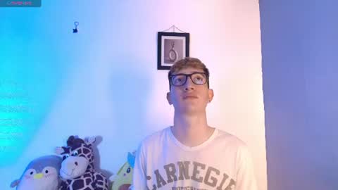 Snapshot of erik_golden_ chatting on June 10, 2026, 8:30 pm I am Erik online show from June 10, 2026, 8:30 pm
