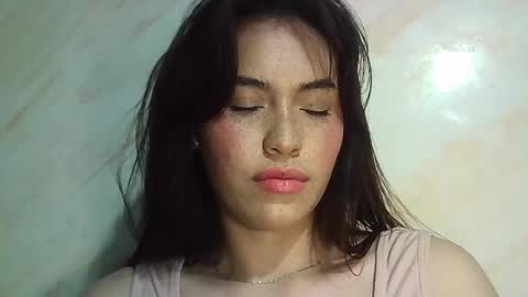 Erika online show from April 27, 2026, 4:27 pm