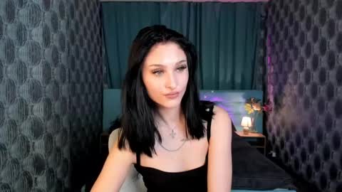 erika_flame online show from March 9, 2025, 11:14 am