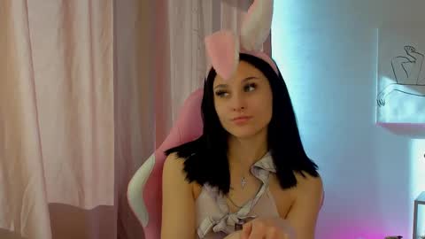 erika_flame online show from March 12, 2025, 8:19 am