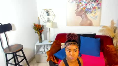E R I K A  - L  Y R I C S online show from May 6, 2026, 2:08 am