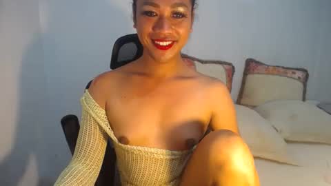 Snapshot of erika_madrigal chatting on December 29, 2024, 2:49 am erika_madrigal online show from December 29, 2024, 2:49 am