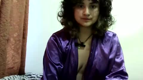 Erika online show from March 4, 2025, 11:22 pm