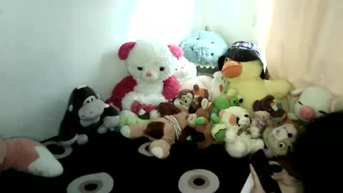 Erika online show from March 7, 2025, 10:21 pm
