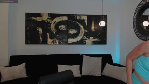 Erika Benz online show from February 15, 2025, 11:14 pm