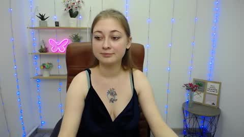erikafanks online show from January 21, 2025, 9:57 am
