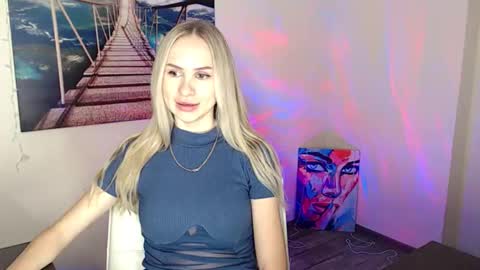 Erika online show from October 10, 2025, 11:42 am