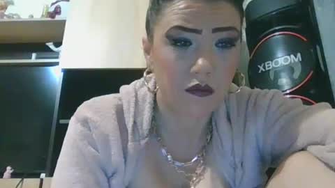 Snapshot of erikaguapa1989 chatting on April 8, 2026, 2:11 am erikaguapa1989 online show from April 8, 2026, 2:11 am