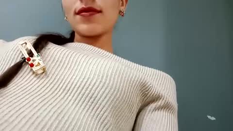 Gabriela online show from September 30, 2025, 7:41 pm